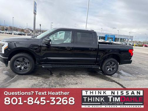 2023 Ford F-150 Lightning LARIAT