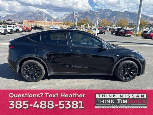 2023 Tesla Model Y Long Range Dual Motor All-Wheel Drive