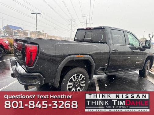 2022 GMC Sierra 2500 AT4