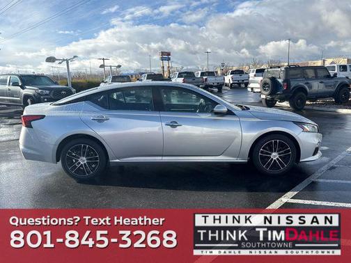 2021 Nissan Altima 2.5 SV