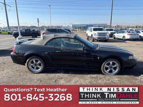 2003 Ford Mustang Deluxe