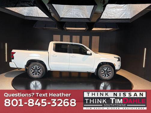 Glacier White 2024 Nissan Frontier SL