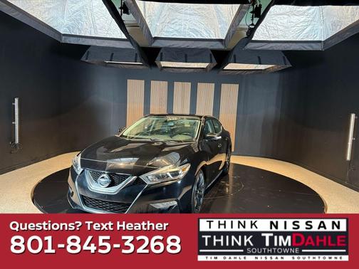 Super Black 2017 Nissan Maxima 3.5 SR