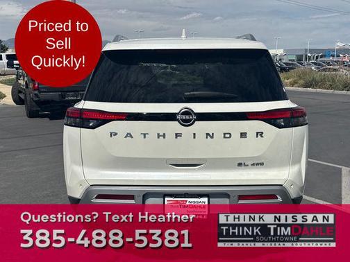 2023 Nissan Pathfinder SL 4WD