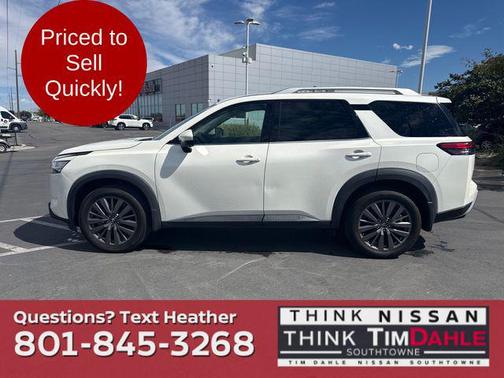 2023 Nissan Pathfinder SL 4WD