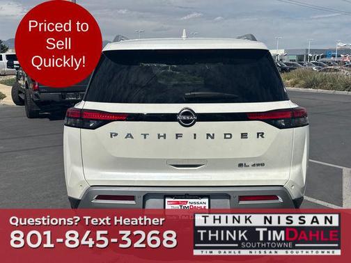 2023 Nissan Pathfinder SL 4WD