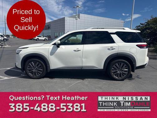 2023 Nissan Pathfinder SL 4WD