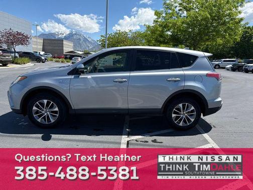 2018 Toyota RAV4 Hybrid SE