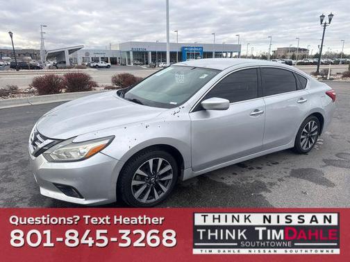 Brilliant Silver Metallic 2017 Nissan Altima 2.5 SV