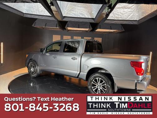 Gun Metallic 2024 Nissan Titan SV