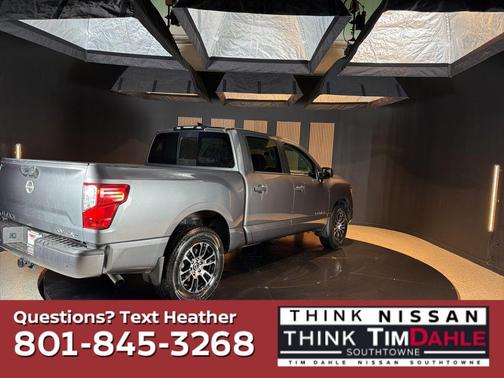 Gun Metallic 2024 Nissan Titan SV