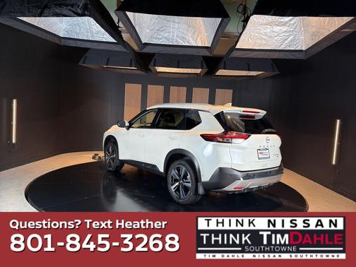 White 2023 Nissan Rogue Platinum