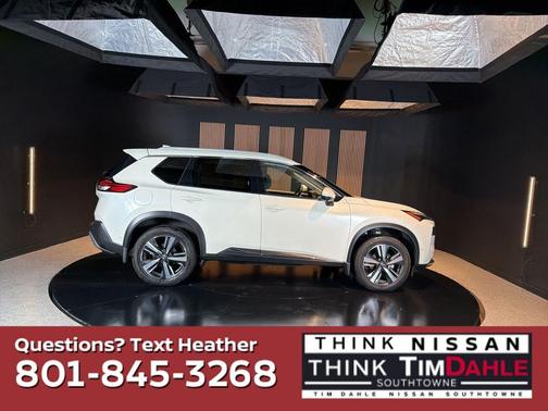 White 2023 Nissan Rogue Platinum