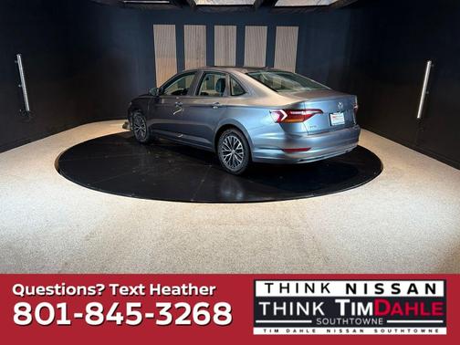 Gray 2019 Volkswagen Jetta 1.4T SE