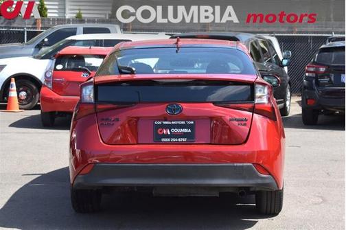2019 Toyota Prius XLE