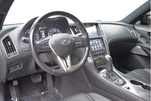 2019 INFINITI Q60 3.0T LUXE