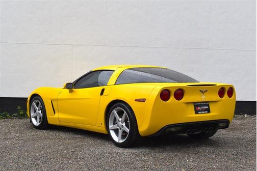 Velocity Yellow Tintcoat 2006 Chevrolet Corvette Base