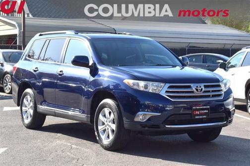 2011 Toyota Highlander SE