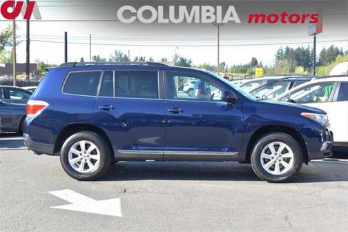 2011 Toyota Highlander SE