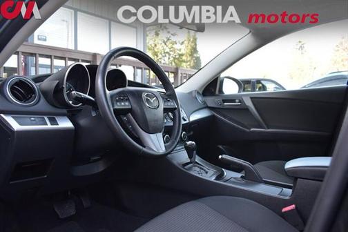 2013 Mazda Mazda3 i Touring
