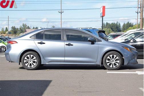 2022 Toyota Corolla Hybrid LE
