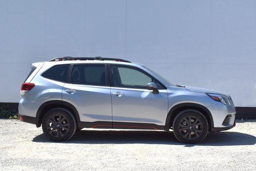 Ice Silver Metallic 2023 Subaru Forester Sport
