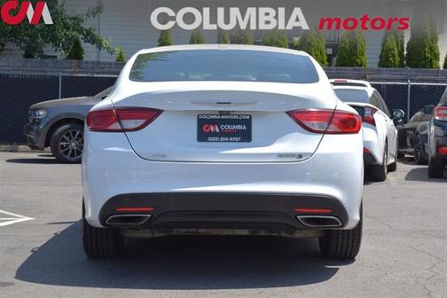 2015 Chrysler 200 S