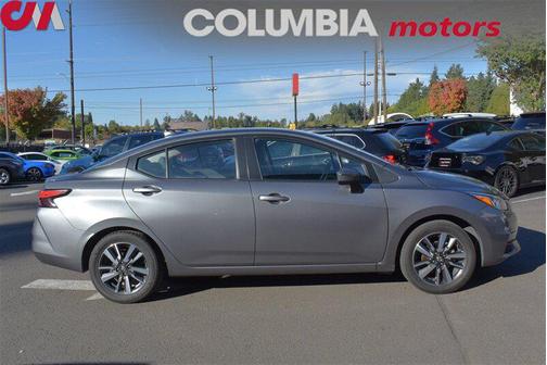2021 Nissan Versa 1.6 SV