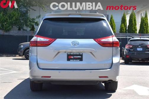 2015 Toyota Sienna XLE