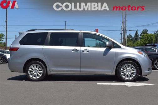 2015 Toyota Sienna XLE