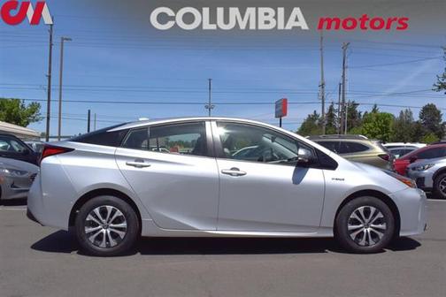 2020 Toyota Prius XLE