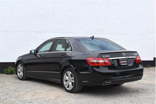 Black 2013 Mercedes-Benz E-Class E 350 BlueTEC Luxury