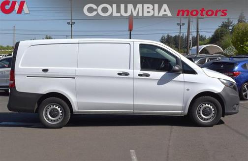2023 Mercedes-Benz Metris Base