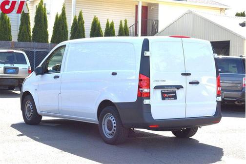 2023 Mercedes-Benz Metris Base