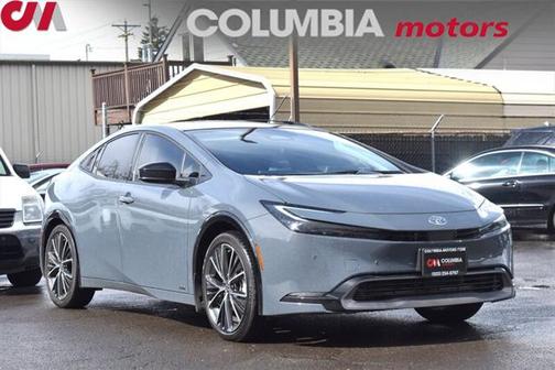 2024 Toyota Prius XLE