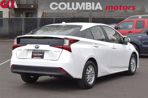 2022 Toyota Prius L