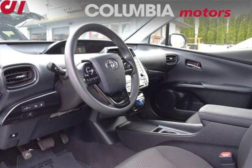 2022 Toyota Prius L