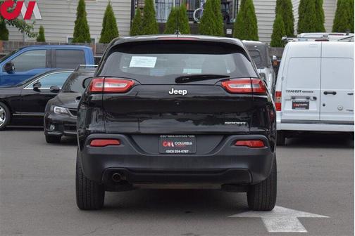 2016 Jeep Cherokee Sport