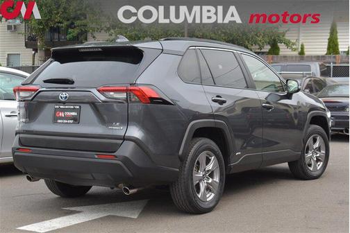 2022 Toyota RAV4 Hybrid LE