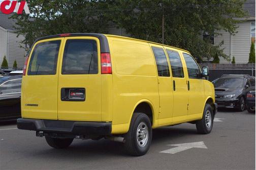 2022 Chevrolet Express 2500 RWD 2500 Regular Wheelbase WT