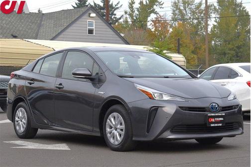 2021 Toyota Prius LE