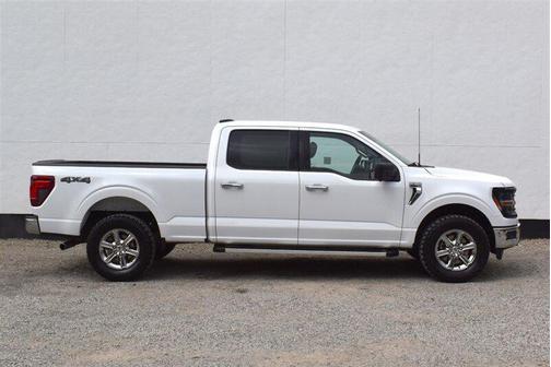 Oxford White 2024 Ford F-150 XLT