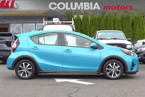 2018 Toyota Prius c Four