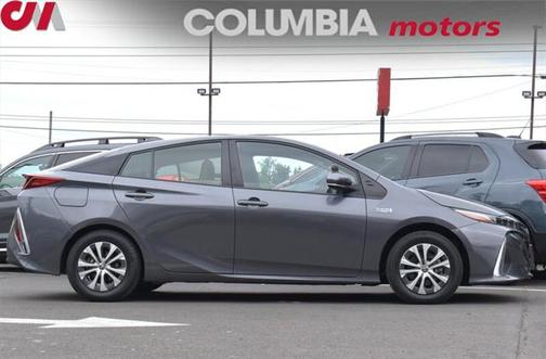 2022 Toyota Prius Prime XLE