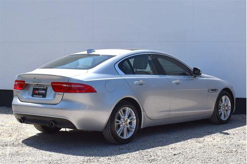 Rhodium Silver Metallic 2017 Jaguar XE 25t Premium