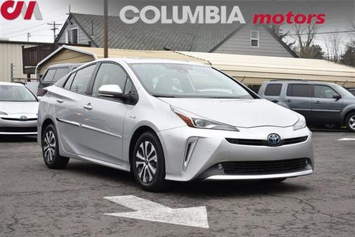 2022 Toyota Prius XLE