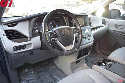 2017 Toyota Sienna XLE Premium