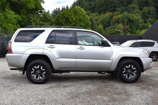 Titanium Metallic 2005 Toyota 4Runner SR5