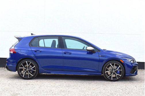 Lapiz Blue Metallic 2022 Volkswagen Golf R 2.0T Manual