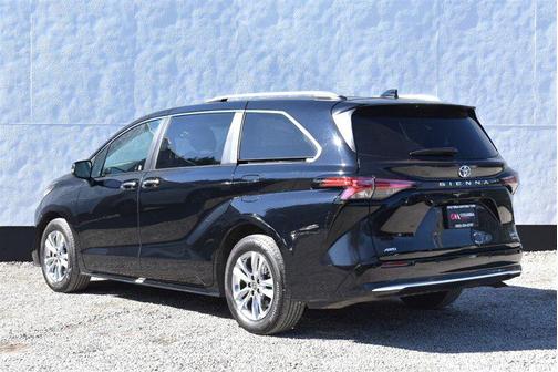 2024 Toyota Sienna Limited
